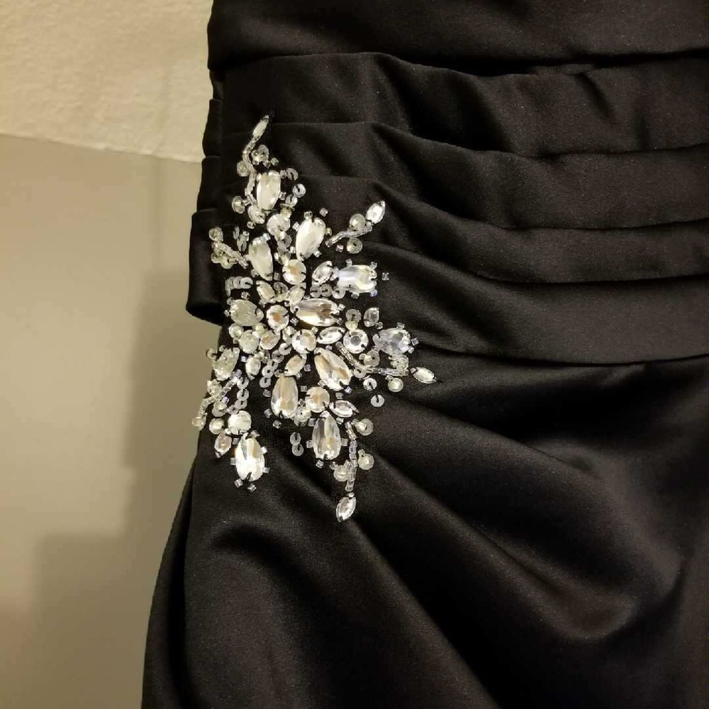 Madeline Stuart. Silk black dress. Worn only once! - Picture 2 of 3